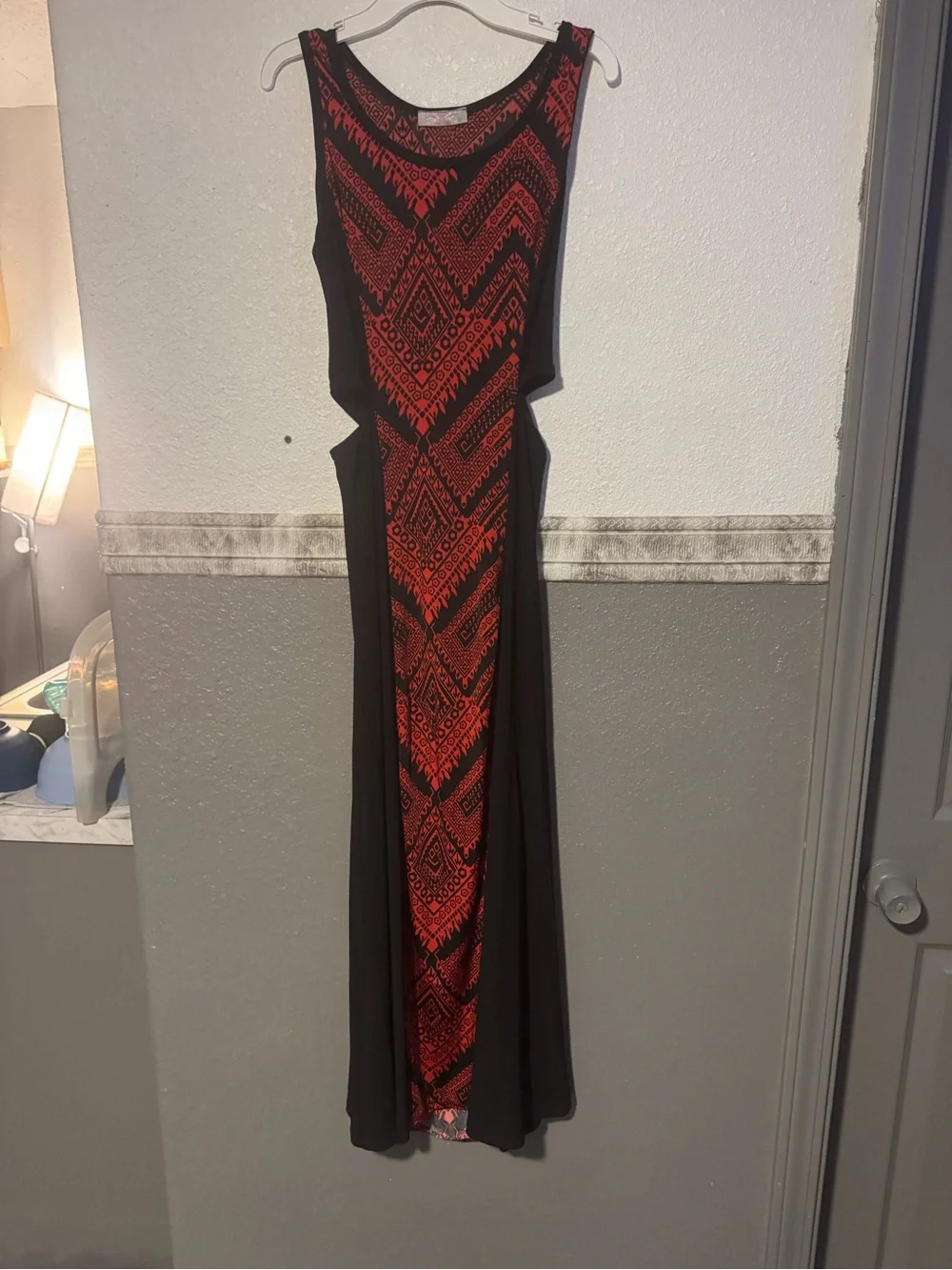 Sleeveless Black & Red Patterned Panel Maxi Dress